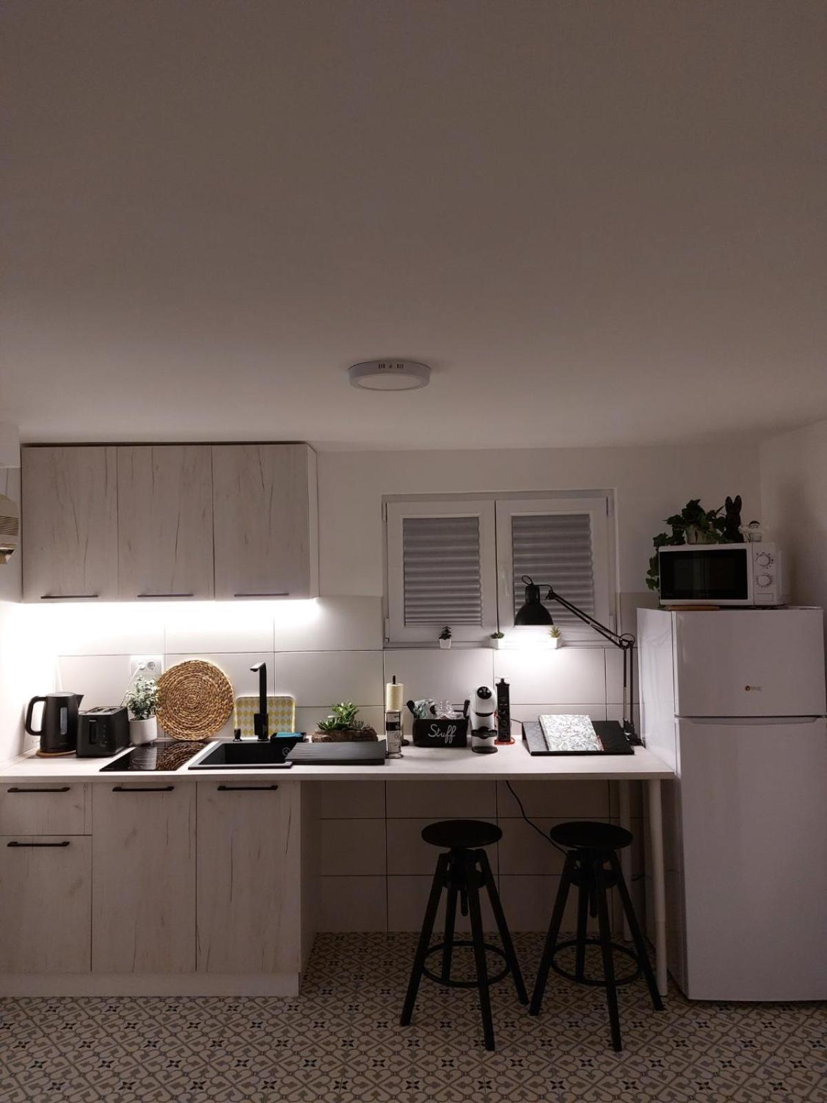Bowler Hat Apartment Belgrad Zewnętrze zdjęcie